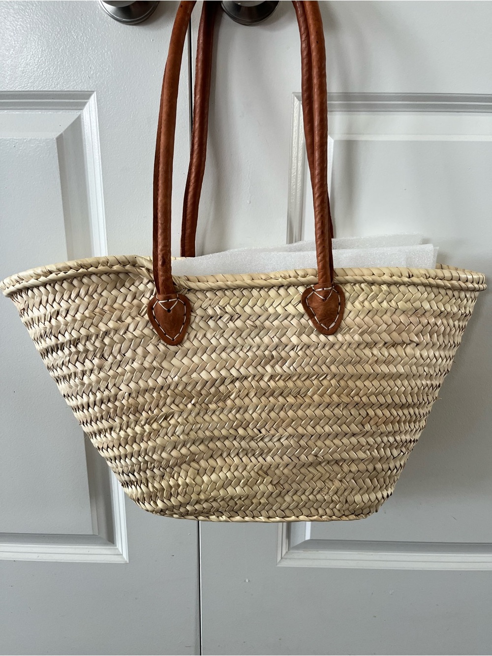 Source Unknown Natural Straw Tote with Brown Handles and Coral Script - Picture 4 of 6